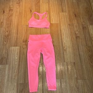 Fabletics sports bra and leggings sorbet and seashell size M